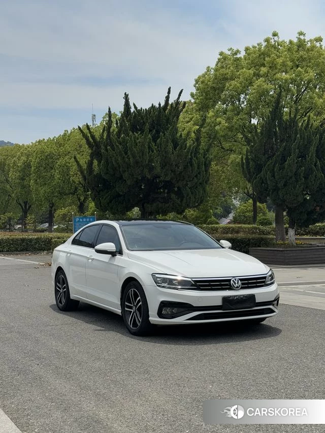 Volkswagen Lingdu 2021 Белый из Китая