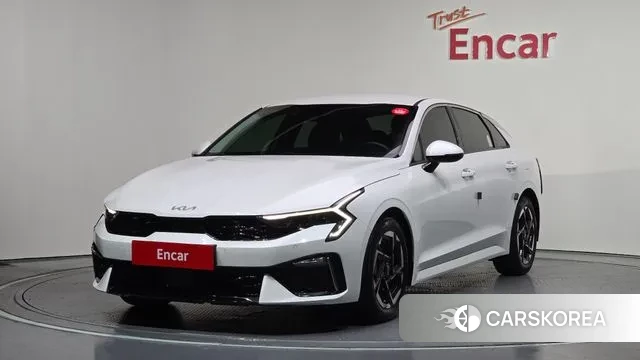 Kia The New K5 3rd generation 2024 Белый из Кореи