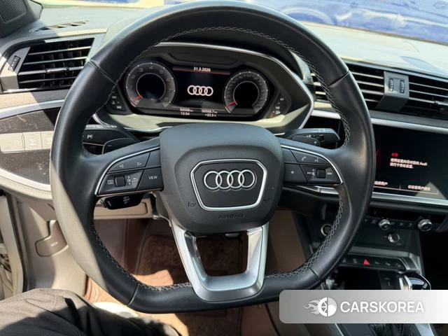 Audi Q3 2023 Белый из Китая