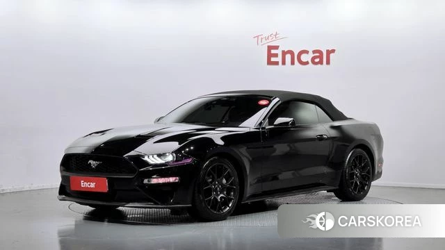 Ford Mustang 2021 Черный из Кореи