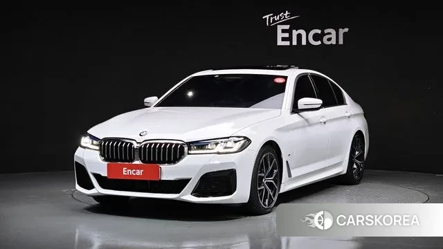 BMW 5 Series (G30) 2023 Белый из Кореи
