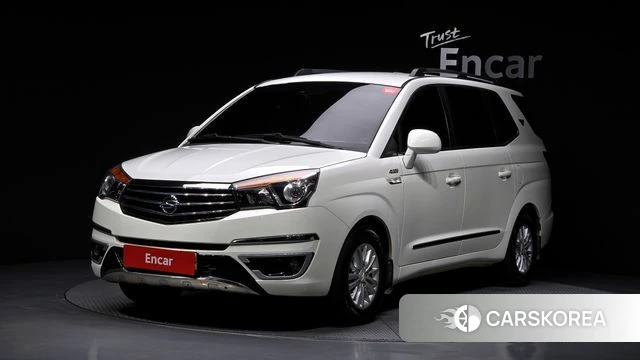 Ssangyong Korando Turismo 2018 Белый из Кореи