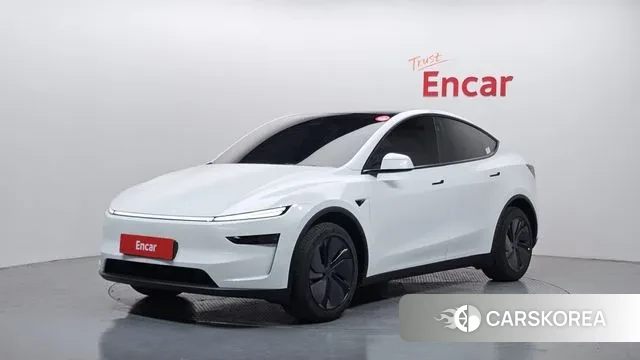 Tesla Model Y 2025 Черный из Кореи