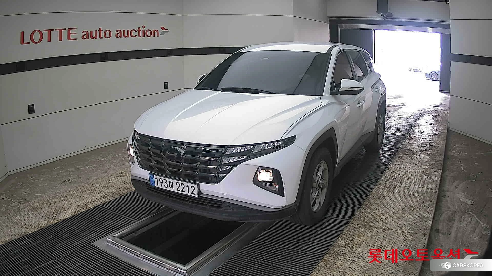 Hyundai Tucson 2022 Creamy White Pearl из Кореи