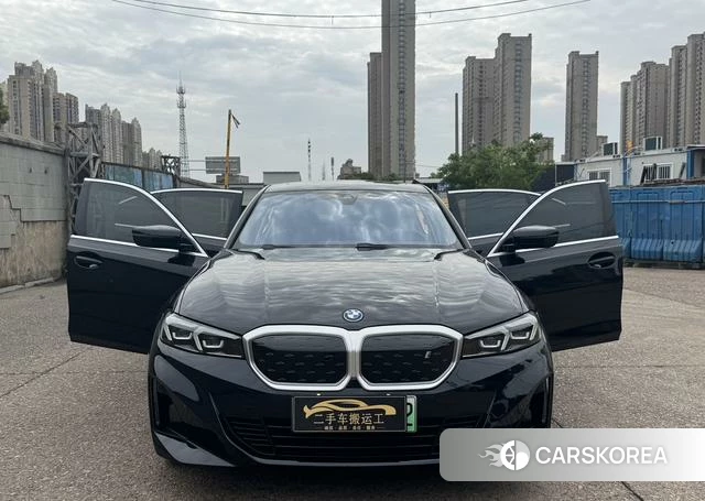 BMW i3 2023 Черный из Китая