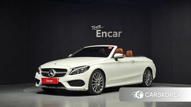 Mercedes-Benz C-Class W205 2018 Белый из Кореи