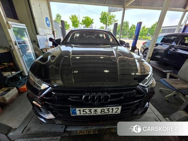 Audi A7 (4K) 2021 Черный из Кореи
