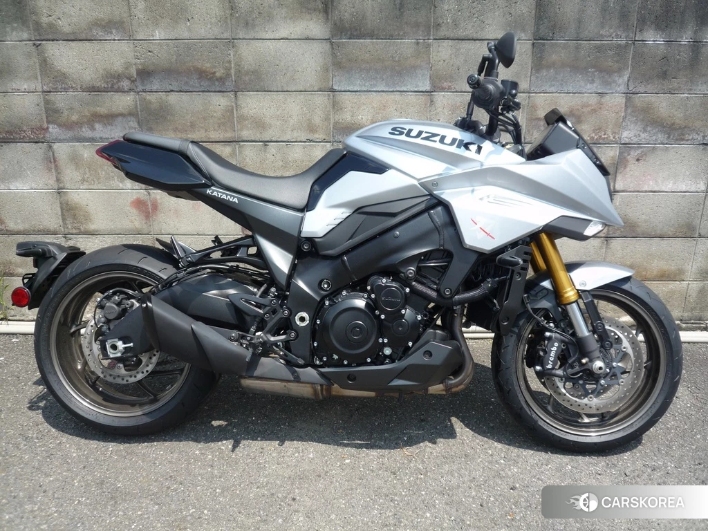 Проданный Suzuki GSX-S1000S Katana 2023 из Японии, фото 2