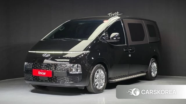 Hyundai Staria 2023 Черный из Кореи