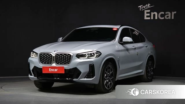 BMW X4 (G02) 2023 Небесно-голубой из Кореи