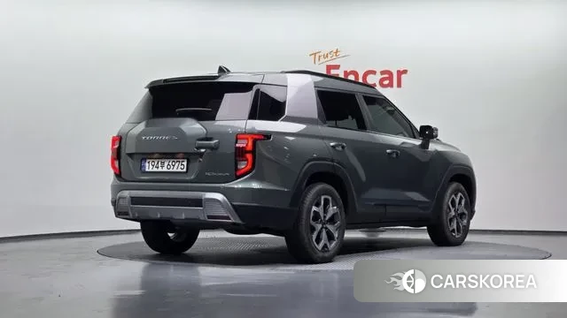 Ssangyong Torres 2023 Серый из Кореи