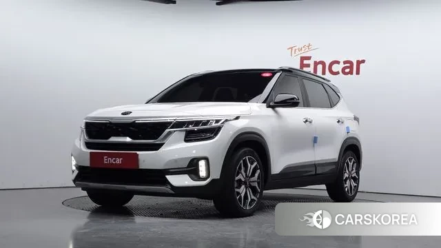Kia Seltos 2021 Белый из Кореи