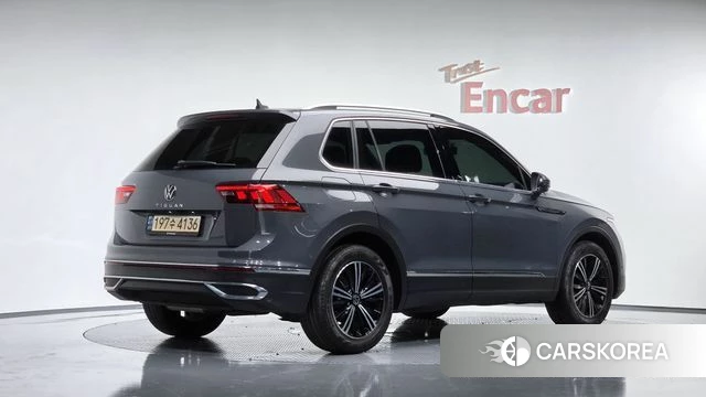 Купить Volkswagen Tiguan second Generation из Южной Кореи