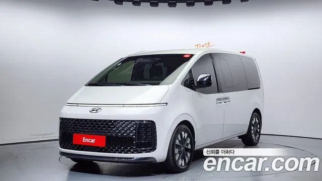 Hyundai Staria 2021 Белый из Кореи