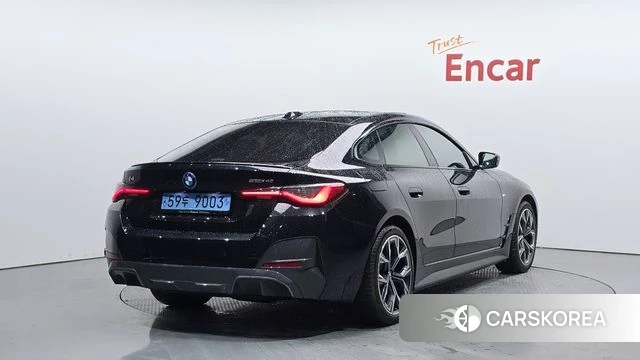 BMW i4 2024 Черный из Кореи