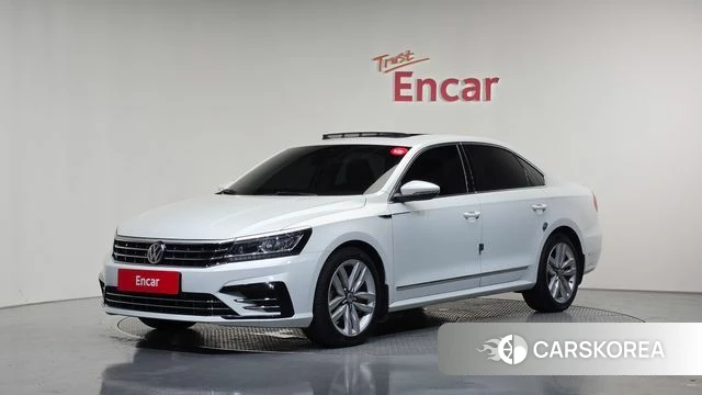 Volkswagen The New Passat 2018 Белый из Кореи