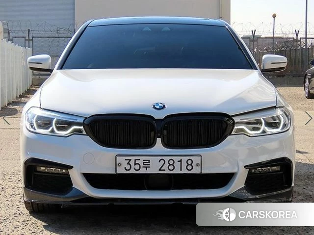 BMW 5 Series (G30) 2019 Белый из Кореи