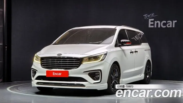 Kia The New Carnival 2018 Белый из Кореи