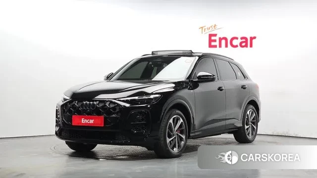 Audi Q5 (80A) 2025 Черный из Кореи