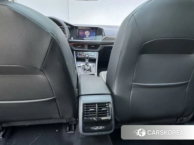 Volkswagen Sagitar 2022 Темно-серый из Китая