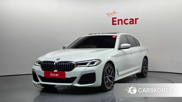 BMW 5 Series (G30) 2021 Белый из Кореи