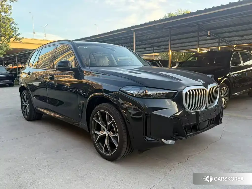BMW X5 2026 Черный из Китая