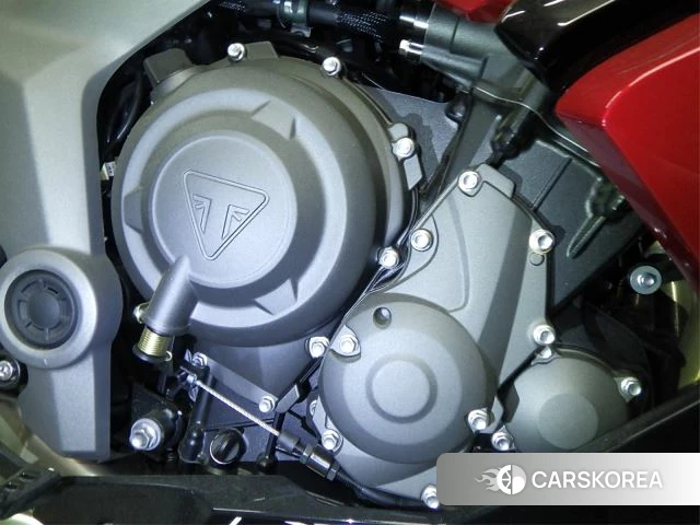 Engine photo