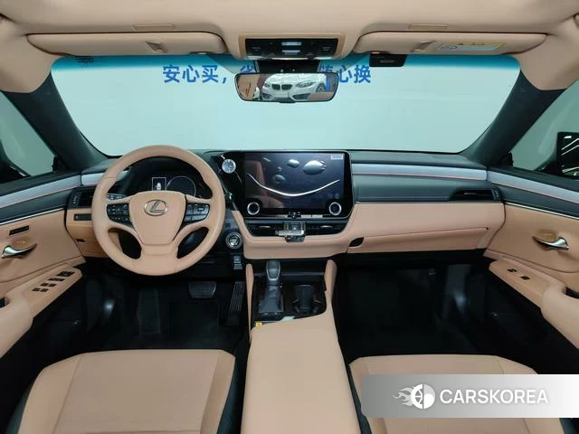 Lexus ES 2025 Шампань из Китая