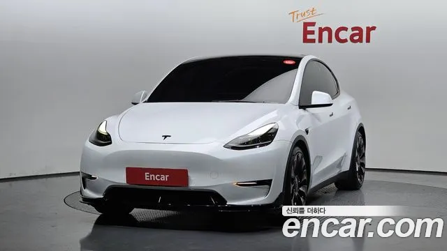 Tesla Model Y 2021 Белый из Кореи