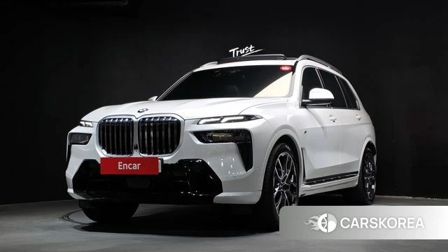 BMW X7 (G07) 2023 Белый из Кореи