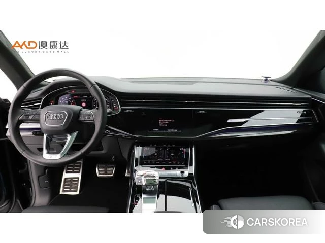 Audi Q8 2023 Черный из Китая