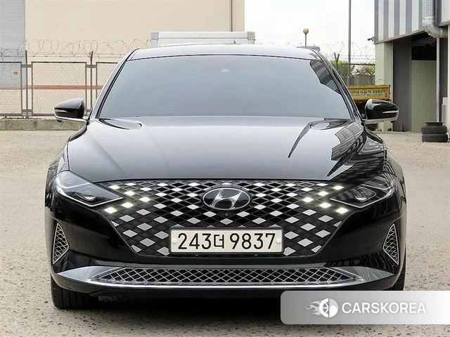 Hyundai The New Grandeur IG Hybrid 2020 Черный из Кореи