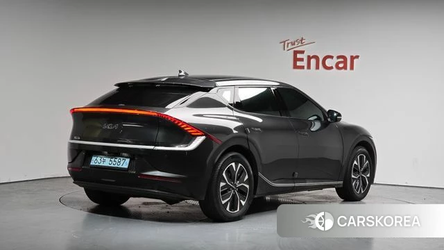 Kia EV6 2022 Серый из Кореи