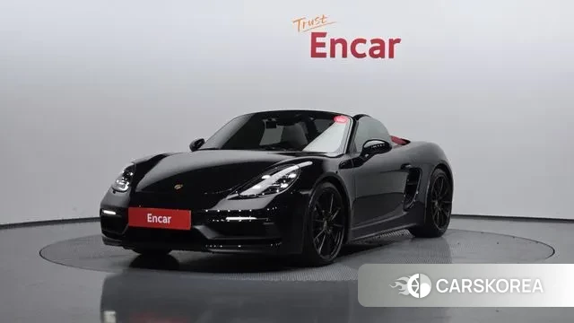 Porsche 718 Boxster 2024 Черный из Кореи