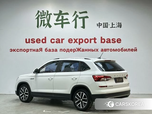 Skoda Komick 2023 Белый из Китая