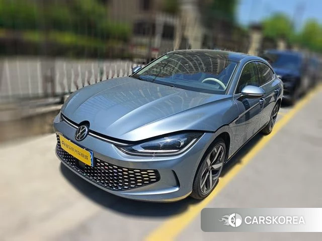 Volkswagen Lingdu 2022 Синий из Китая