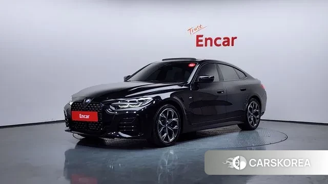 BMW 4 Series (G22) 2024 Черный из Кореи