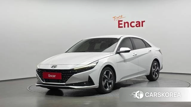 Hyundai Avante (CN7) 2023 Белый из Кореи