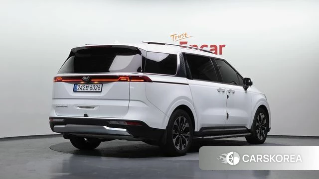 Kia Carnival 4th generation 2021 Белый из Кореи