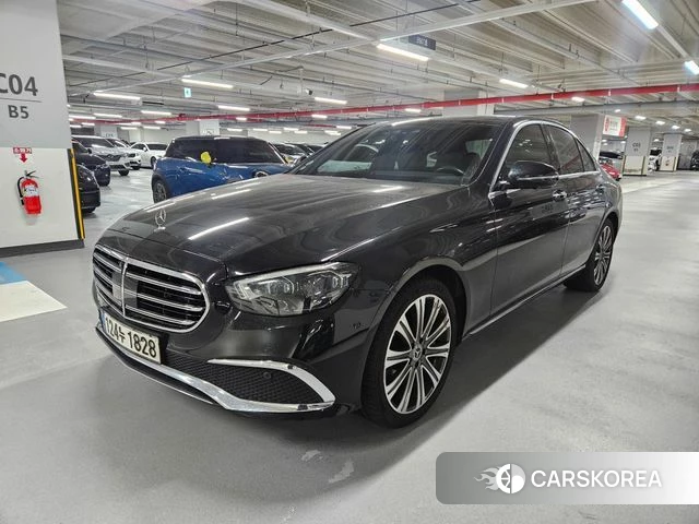 Mercedes-Benz E-Class W213 2021 Черный из Кореи