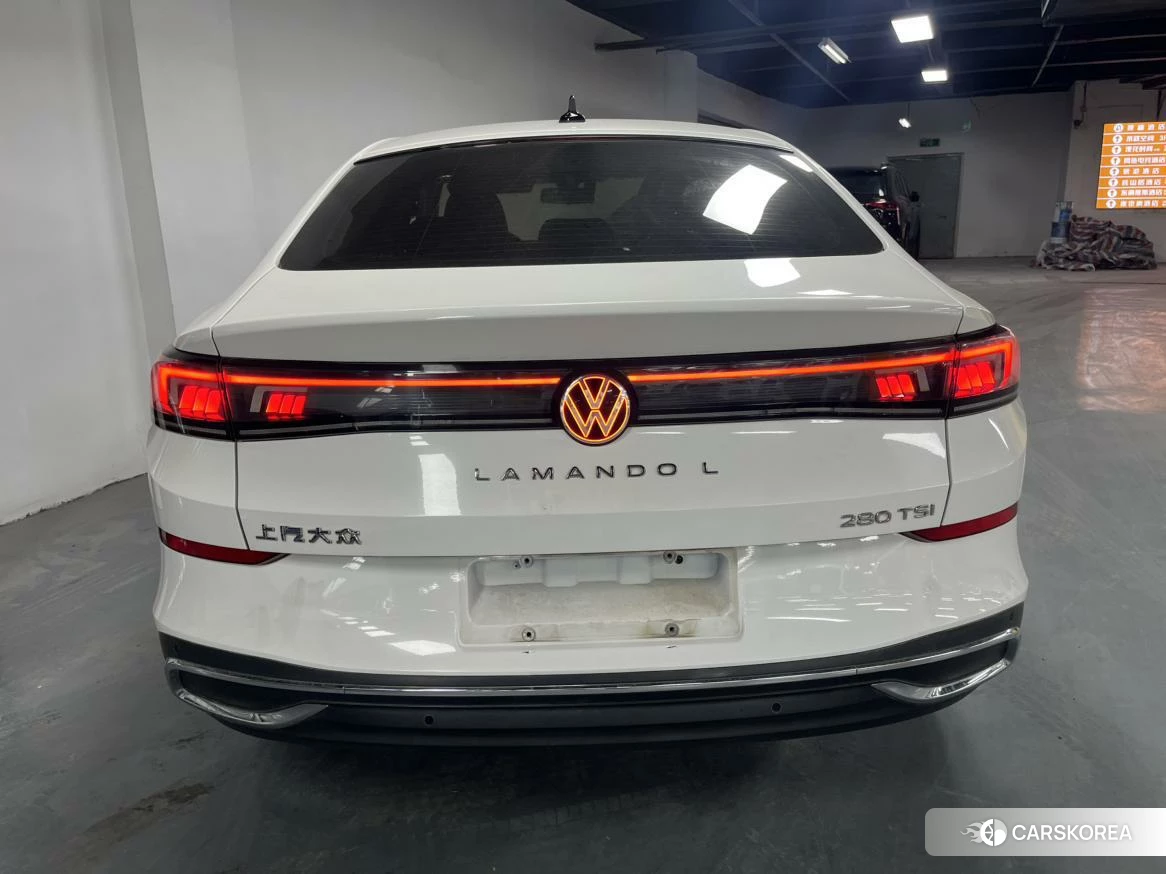 Volkswagen Lingdu 2023 Белый из Китая