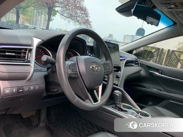 Toyota Camry 2024 Белый из Китая