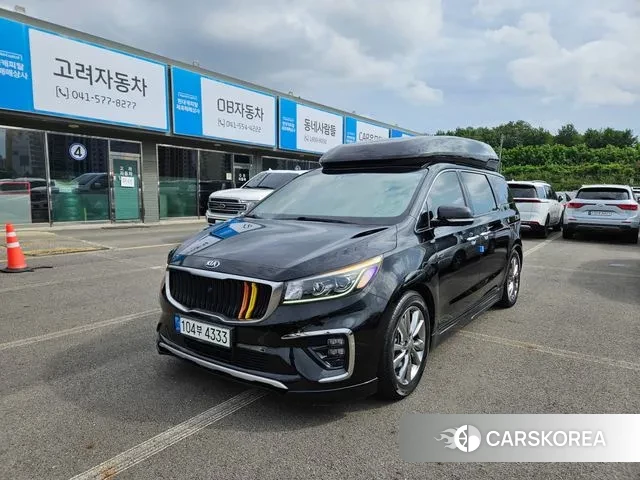 Kia The New Carnival 2018 Черный из Кореи