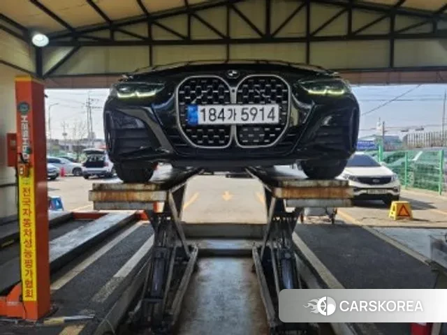 BMW 4 Series (G22) 2022 Черный из Кореи