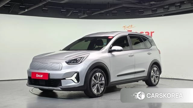 Kia Niro Plus 2022 Серебряный из Кореи
