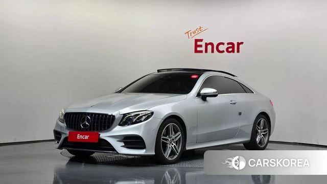 Mercedes-Benz E-Class W213 2018 Серебряный из Кореи