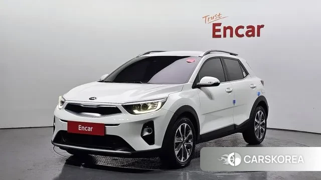 Kia Stonic 2018 Белый из Кореи