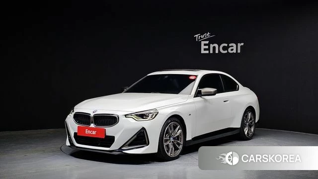 BMW 2 Series (G42) 2023 Белый из Кореи