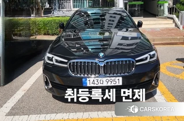 BMW 5 Series (G30) 2023 Черный из Кореи