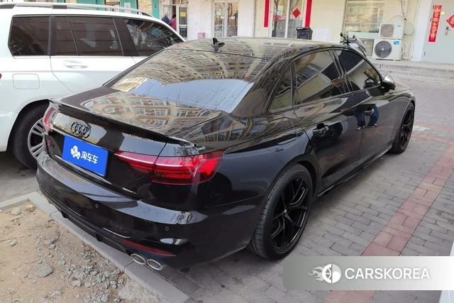 Audi S4 2021 Черный из Китая